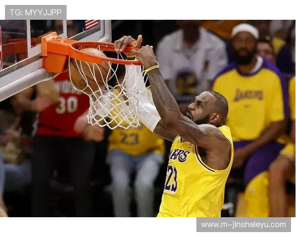 湖人连胜势头难挡詹姆斯率队再创赛季新高光时刻